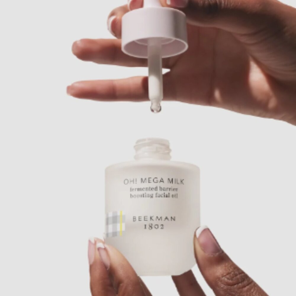 Oh! Mega Milk Fermented Barrier Boosting Facial Oil - Picture 4 of 13